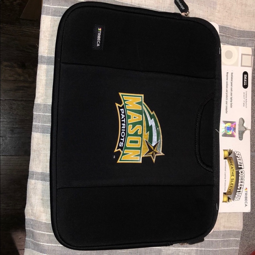 Laptop Breathe Sleeve